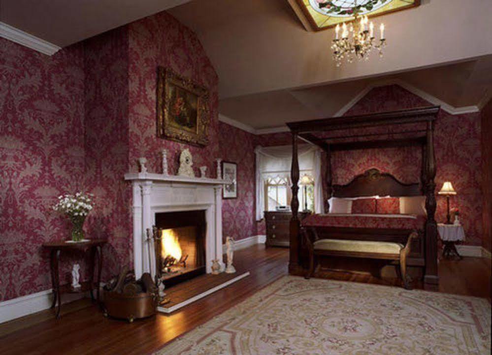 Bed and Breakfast The Pink Mansion à Calistoga Extérieur photo
